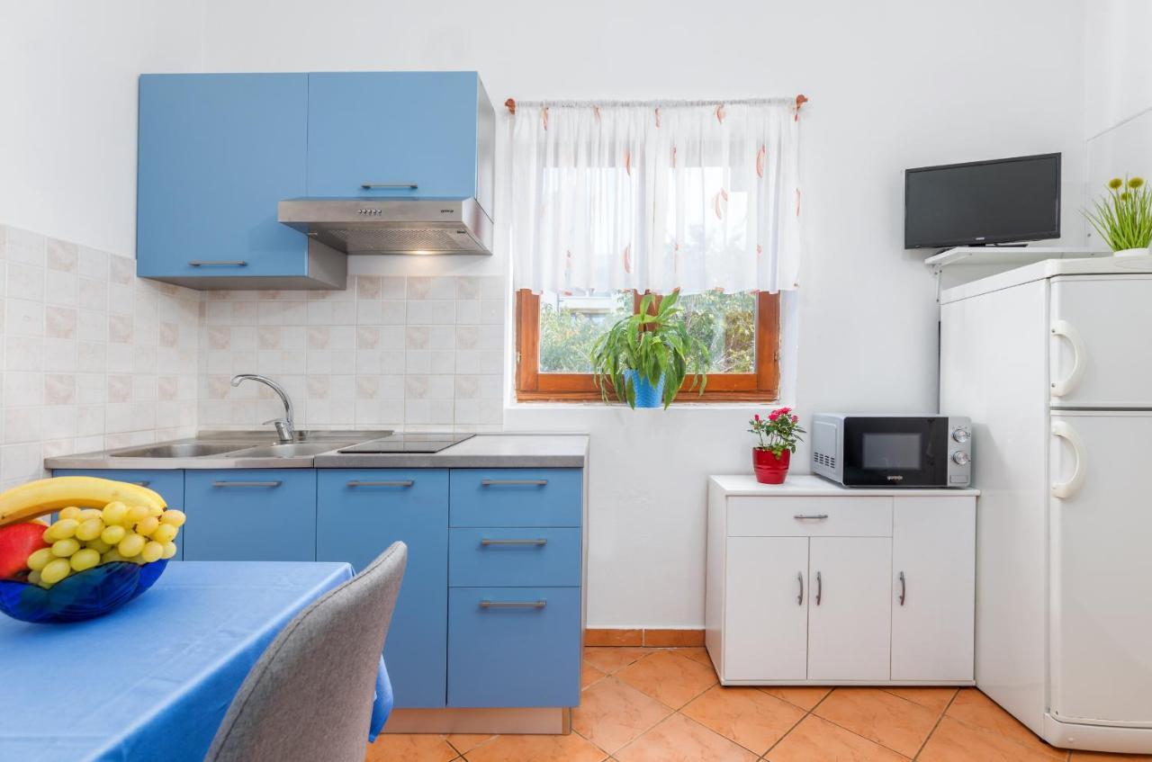 Center Of Fazana Apartments Katarina エクステリア 写真