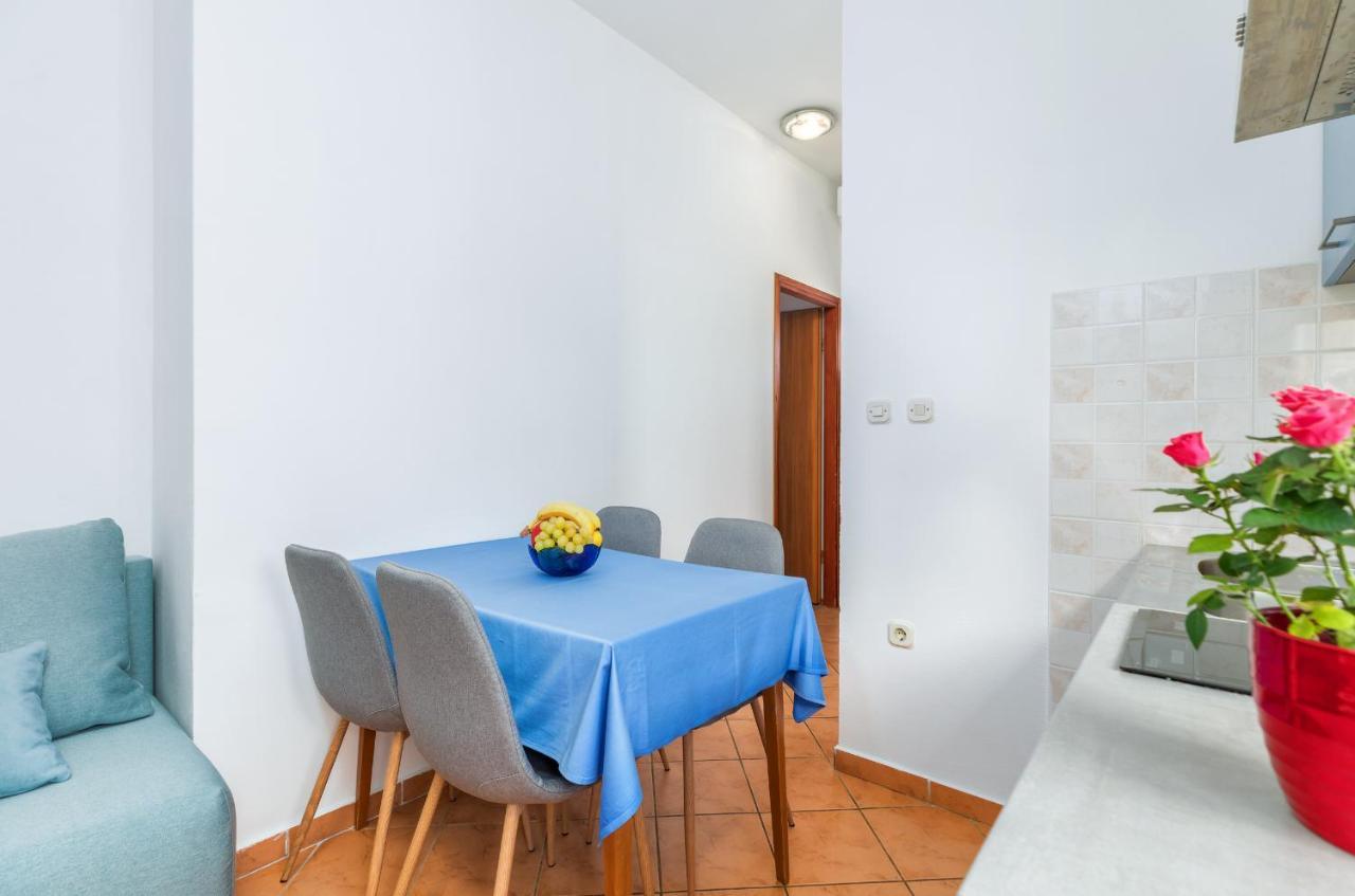 Center Of Fazana Apartments Katarina エクステリア 写真